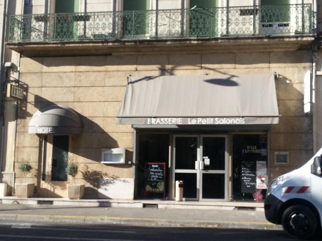 Hotel Du Theatre Salon-de-Provence Exterior foto